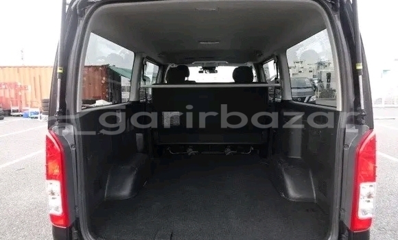 Buy Used Toyota Hiace dual ac projection l 2019 in Bandarban, Bandarban Buy Used Toyota Hiace dual ac projection l 2019 in Bandarban, Bandarban