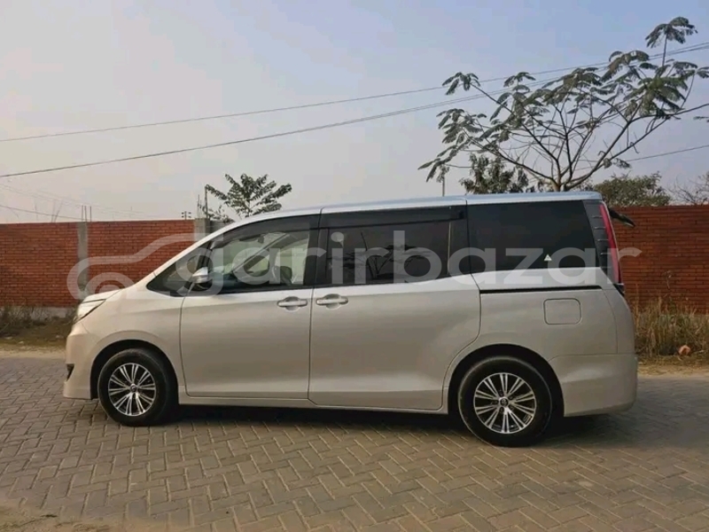 Big with watermark toyota noah g hybrid 2doorpower 2019 chattagam boalkhali 47851