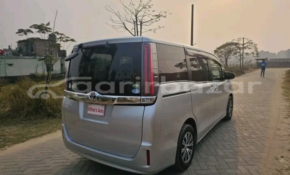 Buy Used Toyota Noah g-hybrid 2doorpower 2019 in Boalkhali, Chattagam Buy Used Toyota Noah g-hybrid 2doorpower 2019 in Boalkhali, Chattagam