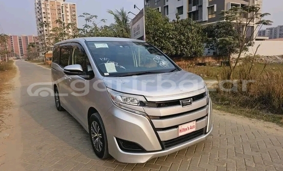 Buy Used Toyota Noah g-hybrid 2doorpower 2019 in Boalkhali, Chattagam Buy Used Toyota Noah g-hybrid 2doorpower 2019 in Boalkhali, Chattagam