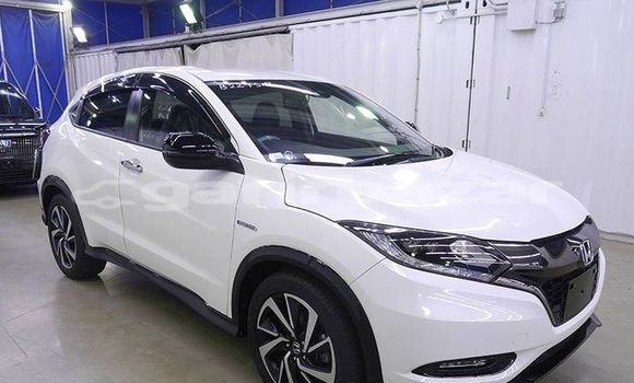কেনা আমদানি Honda Vezel White গাড়ী মধ্যে ঢাকা মধ্যে Dhaka কেনা আমদানি Honda Vezel White গাড়ী মধ্যে ঢাকা মধ্যে Dhaka