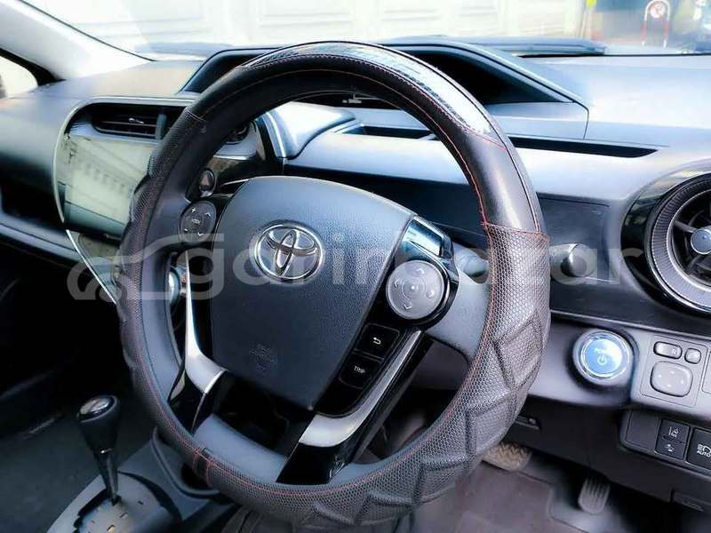 Big with watermark toyota aqua dhaka dhaka 47895