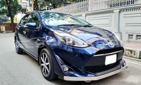 কেনা ব্যবহৃত Toyota Aqua Blue গাড়ী মধ্যে ঢাকা মধ্যে Dhaka কেনা ব্যবহৃত Toyota Aqua Blue গাড়ী মধ্যে ঢাকা মধ্যে Dhaka