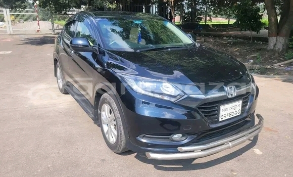 Buy Used Honda Vezel in Bajitpur, Kishorganj Buy Used Honda Vezel in Bajitpur, Kishorganj