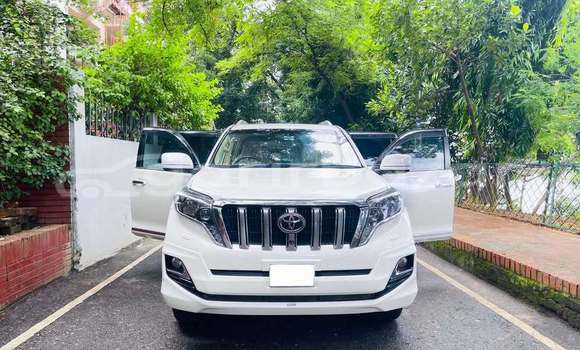 কেনা ব্যবহৃত Toyota Land cruiser prado White গাড়ী মধ্যে ঢাকা মধ্যে Dhaka কেনা ব্যবহৃত Toyota Land cruiser prado White গাড়ী মধ্যে ঢাকা মধ্যে Dhaka