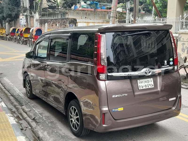 Big with watermark toyota esquire dhaka dhaka 47909