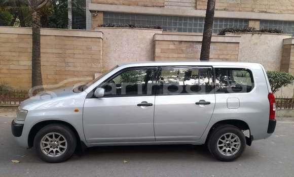 Buy Used 2014 Toyota Probox in Dhaka, Dhaka Buy Used 2014 Toyota Probox in Dhaka, Dhaka