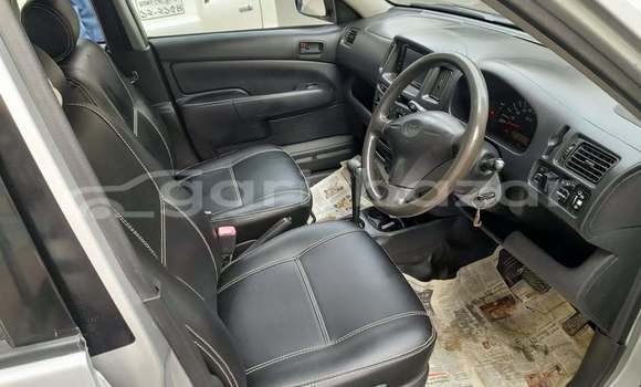 Buy Used 2014 Toyota Probox in Dhaka, Dhaka Buy Used 2014 Toyota Probox in Dhaka, Dhaka