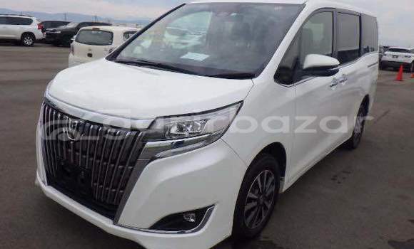 কেনা ব্যবহৃত Toyota Esquire White গাড়ী মধ্যে ঢাকা মধ্যে Dhaka কেনা ব্যবহৃত Toyota Esquire White গাড়ী মধ্যে ঢাকা মধ্যে Dhaka