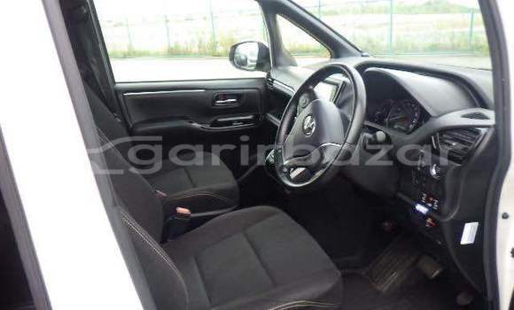 কেনা ব্যবহৃত Toyota Esquire White গাড়ী মধ্যে ঢাকা মধ্যে Dhaka কেনা ব্যবহৃত Toyota Esquire White গাড়ী মধ্যে ঢাকা মধ্যে Dhaka