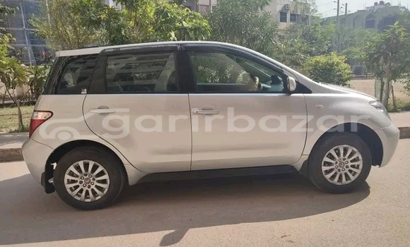 Buy Used Toyota Ist blue 2004 in Bandarban, Bandarban Buy Used Toyota Ist blue 2004 in Bandarban, Bandarban