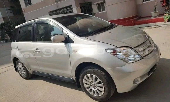 Buy Used Toyota Ist blue 2004 in Bandarban, Bandarban Buy Used Toyota Ist blue 2004 in Bandarban, Bandarban