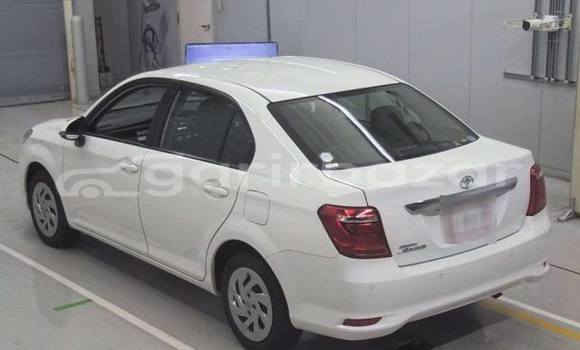 কেনা ব্যবহৃত Toyota axio White গাড়ী মধ্যে ঢাকা মধ্যে Dhaka কেনা ব্যবহৃত Toyota axio White গাড়ী মধ্যে ঢাকা মধ্যে Dhaka