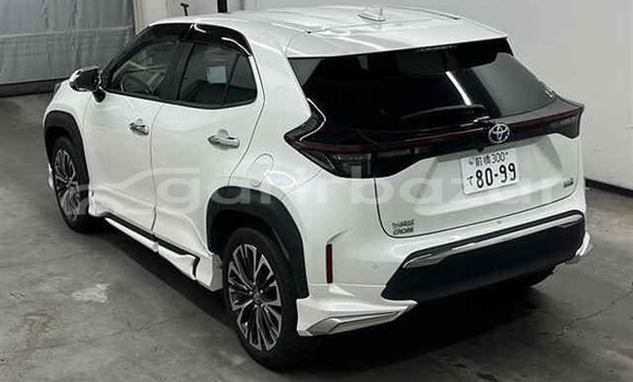 Buy Used 2020 Toyota Yaris in Dhaka, Dhaka Buy Used 2020 Toyota Yaris in Dhaka, Dhaka