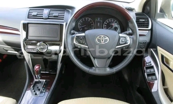 Buy Used Toyota Premio in Bajitpur, Kishorganj Buy Used Toyota Premio in Bajitpur, Kishorganj
