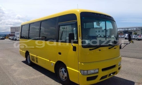 Buy Used 2020 Nissan Navara Calibre in Dhaka, Dhaka Buy Used 2020 Nissan Navara Calibre in Dhaka, Dhaka