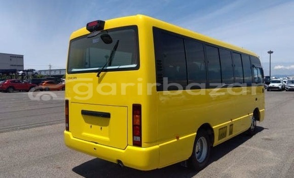 Buy Used 2020 Nissan Navara Calibre in Dhaka, Dhaka Buy Used 2020 Nissan Navara Calibre in Dhaka, Dhaka