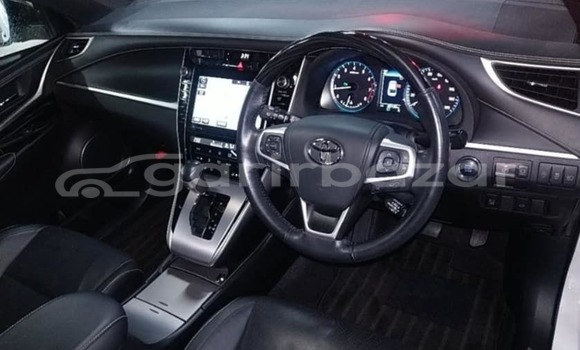 Buy Used 2019 Toyota Harrier in Dhaka, Dhaka Buy Used 2019 Toyota Harrier in Dhaka, Dhaka