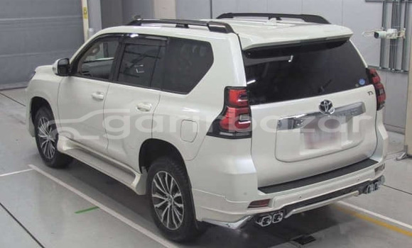 Buy Used 2019 Toyota Land cruiser prado in Dhaka, Dhaka Buy Used 2019 Toyota Land cruiser prado in Dhaka, Dhaka