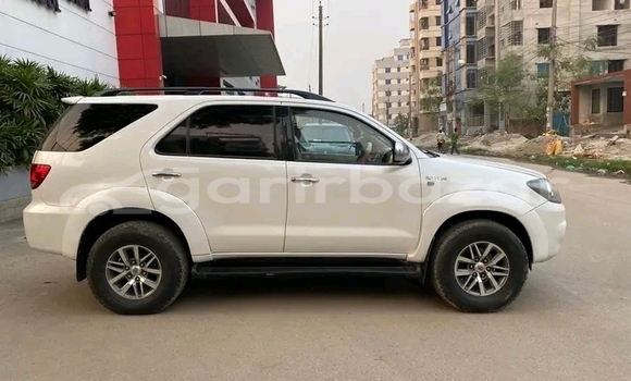 Buy Used Toyota Fortuner in Bajitpur, Kishorganj Buy Used Toyota Fortuner in Bajitpur, Kishorganj