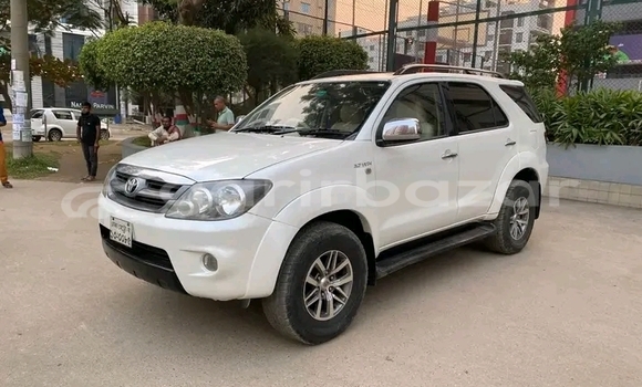 Buy Used Toyota Fortuner in Bajitpur, Kishorganj Buy Used Toyota Fortuner in Bajitpur, Kishorganj
