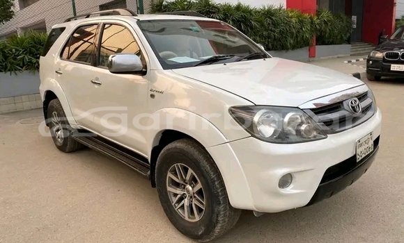 Buy Used Toyota Fortuner in Bajitpur, Kishorganj Buy Used Toyota Fortuner in Bajitpur, Kishorganj