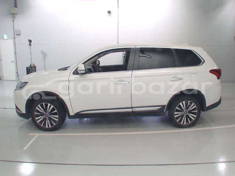 Big with watermark mitsubishi outlandar dhaka dhaka 48010