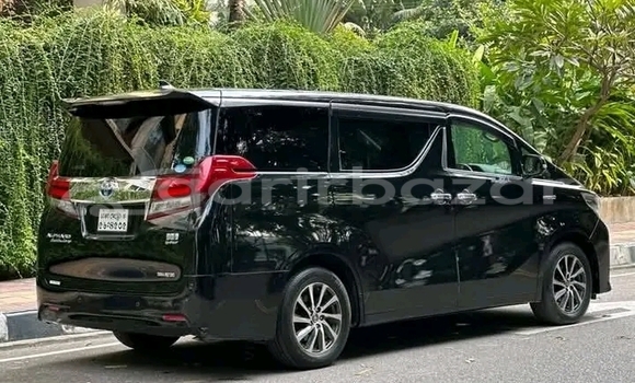 Buy Used Toyota Alphard executive loungh 2019 in Bajitpur, Kishorganj Buy Used Toyota Alphard executive loungh 2019 in Bajitpur, Kishorganj