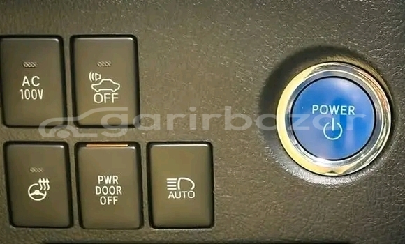 Buy Used Toyota Alphard executive loungh 2019 in Bajitpur, Kishorganj Buy Used Toyota Alphard executive loungh 2019 in Bajitpur, Kishorganj