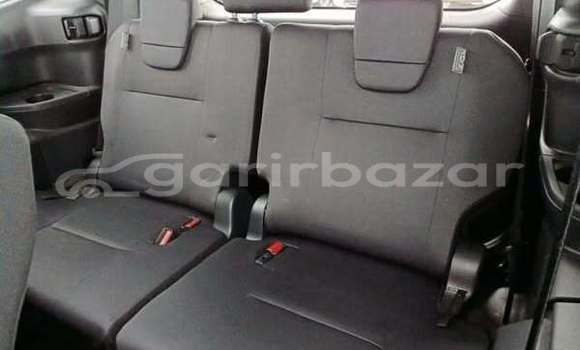 Buy Used 2022 Toyota Noah in Dhaka, Dhaka Buy Used 2022 Toyota Noah in Dhaka, Dhaka
