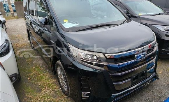 Buy Used 2020 Toyota Noah in Dhaka, Dhaka Buy Used 2020 Toyota Noah in Dhaka, Dhaka