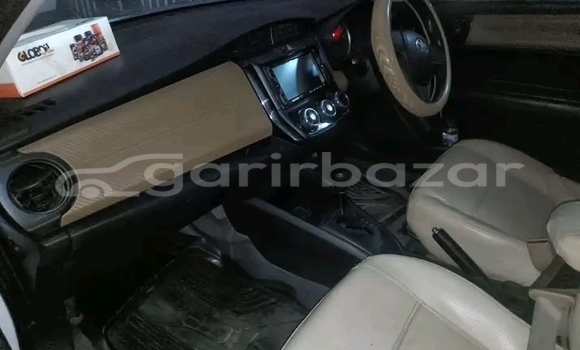 Buy Used Toyota Axio in Bajitpur, Kishorganj Buy Used Toyota Axio in Bajitpur, Kishorganj