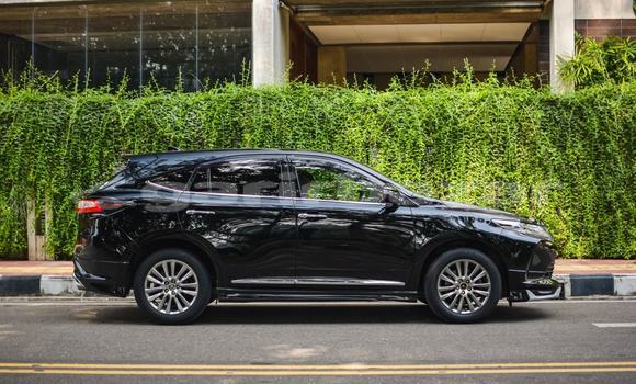 Buy Used 2017 Toyota Harrier in Dhaka, Dhaka Buy Used 2017 Toyota Harrier in Dhaka, Dhaka