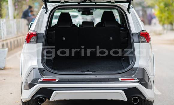 Buy Used 2020 Toyota RAV4 in Dhaka, Dhaka Buy Used 2020 Toyota RAV4 in Dhaka, Dhaka