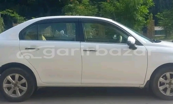Buy Used Toyota Axio ex non hybrid 4grade 2019 in Dhaka, Dhaka Buy Used Toyota Axio ex non hybrid 4grade 2019 in Dhaka, Dhaka