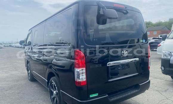 Buy Used 2019 Toyota Hiace in Dhaka, Dhaka Buy Used 2019 Toyota Hiace in Dhaka, Dhaka