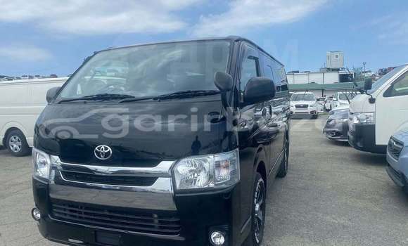 Buy Used 2019 Toyota Hiace in Dhaka, Dhaka Buy Used 2019 Toyota Hiace in Dhaka, Dhaka