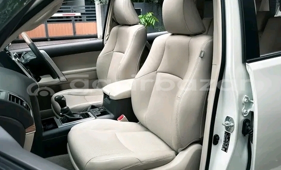 Buy Used Toyota Land Cruiser Prado in Dhaka, Dhaka Buy Used Toyota Land Cruiser Prado in Dhaka, Dhaka