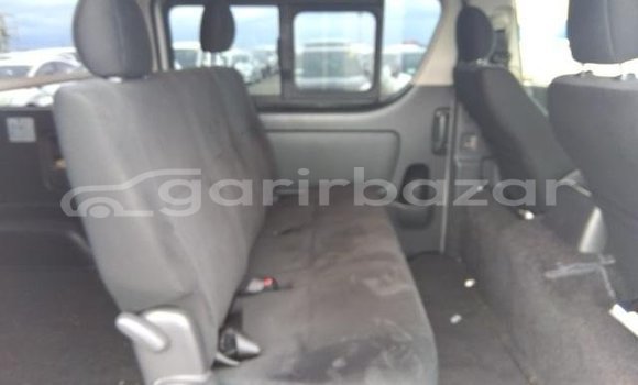 Buy Used 2019 Toyota Hiace in Dhaka, Dhaka Buy Used 2019 Toyota Hiace in Dhaka, Dhaka