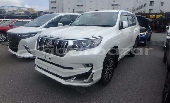 Buy Used 2021 Toyota Land cruiser prado in Dhaka, Dhaka Buy Used 2021 Toyota Land cruiser prado in Dhaka, Dhaka