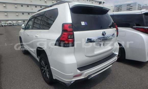 Buy Used 2021 Toyota Land cruiser prado in Dhaka, Dhaka Buy Used 2021 Toyota Land cruiser prado in Dhaka, Dhaka