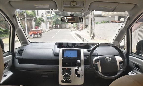 কেনা ব্যবহৃত Toyota Noah White গাড়ী মধ্যে ঢাকা মধ্যে Dhaka কেনা ব্যবহৃত Toyota Noah White গাড়ী মধ্যে ঢাকা মধ্যে Dhaka