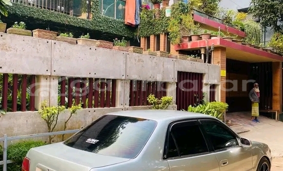 Buy Used Toyota Corolla cross z-hardtop 2021 in Dhaka, Dhaka Buy Used Toyota Corolla cross z-hardtop 2021 in Dhaka, Dhaka