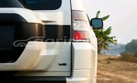 Buy Used Mitsubishi Pajero iO in Dhaka, Dhaka Buy Used Mitsubishi Pajero iO in Dhaka, Dhaka