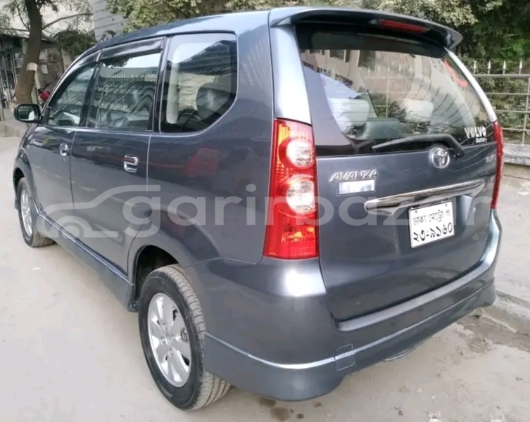 Big with watermark toyota avanza dhaka dhaka 48122