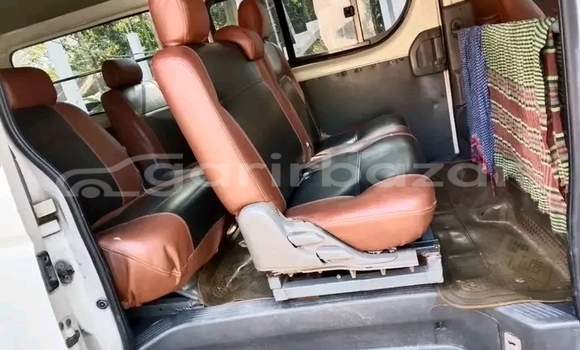 Buy Used Toyota Hiace blue 2008 in Bajitpur, Kishorganj Buy Used Toyota Hiace blue 2008 in Bajitpur, Kishorganj