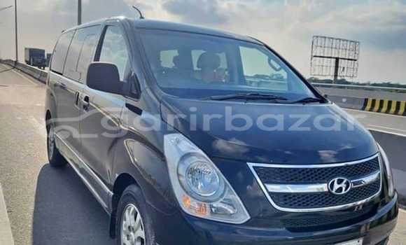 Buy Used 2018 Hyundai H1 in Dhaka, Dhaka Buy Used 2018 Hyundai H1 in Dhaka, Dhaka