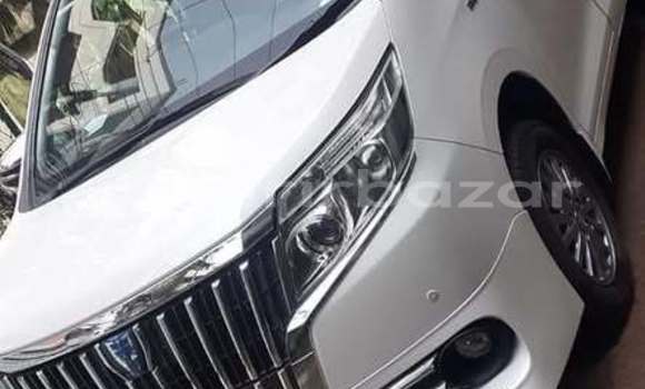 Buy Used 2019 Toyota Esquire in Dhaka, Dhaka Buy Used 2019 Toyota Esquire in Dhaka, Dhaka