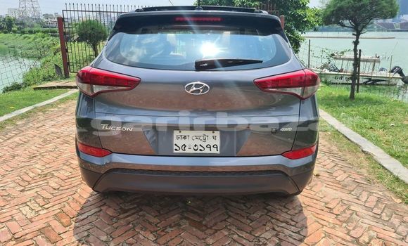 কেনা ব্যবহৃত Hyundai Tucson Black গাড়ী মধ্যে ঢাকা মধ্যে Dhaka কেনা ব্যবহৃত Hyundai Tucson Black গাড়ী মধ্যে ঢাকা মধ্যে Dhaka