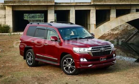 Buy Used 2016 Toyota Land Cruiser in Dhaka, Dhaka Buy Used 2016 Toyota Land Cruiser in Dhaka, Dhaka
